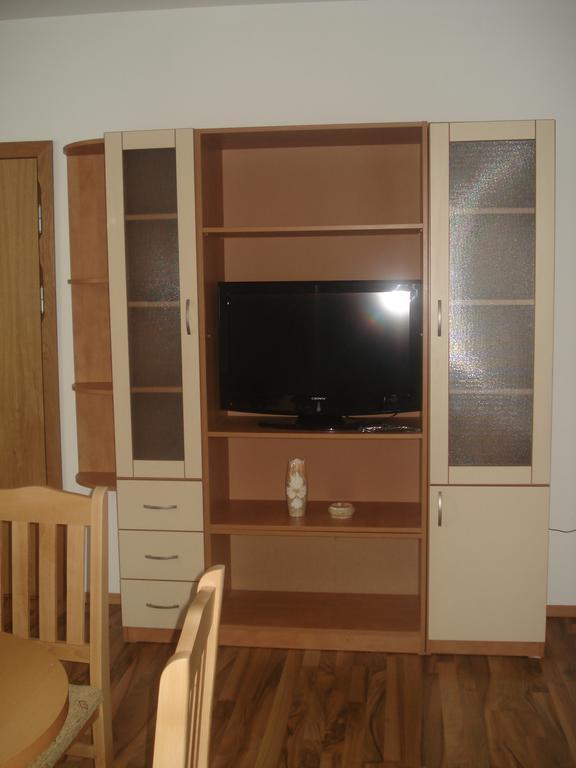 Kisiovi Apartment Devin Buitenkant foto